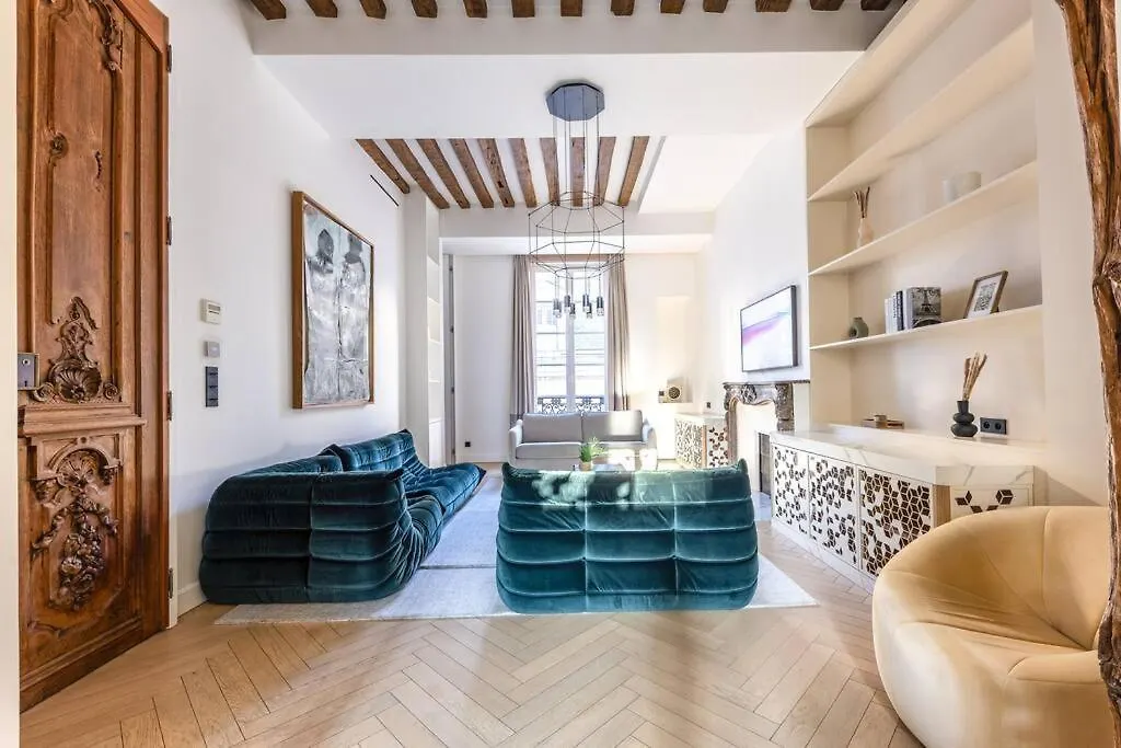 Chic 2-bedroom Haven Lägenhet Paris